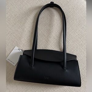 Elegant Black Shoulder Bag